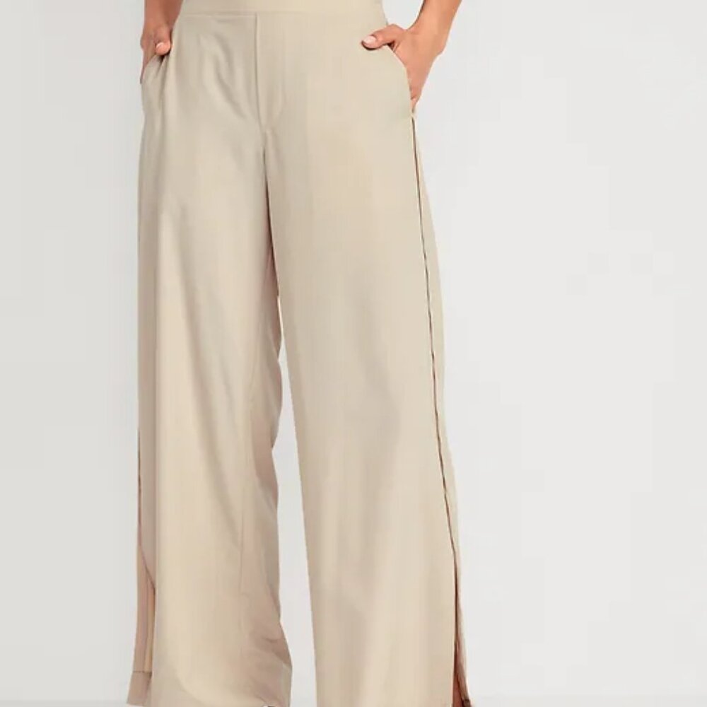 Old Navy Wide Leg Tan Stretch Tech Pants Size S